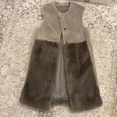 【美品】エコファーベスト／グレージュ系／大人可愛い◎