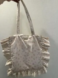 Maison de FLEUR ローズプリントフリルトートバッグ
