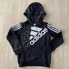 adidas パーカー　130cm