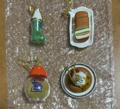 コメダ珈琲店　一番くじ　E賞　ミニフィギュアチャーム　シロノワール　カツパン