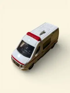 マクドナルド ハッピーセット 救急車 2024 東京消防庁 トミカ おもちゃ