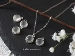 スワロフスキー ムーンクリスタル Megan ネックレス C3016 - メルカリ