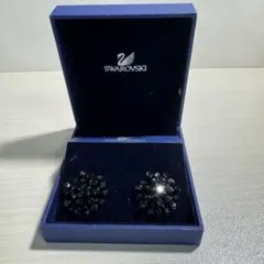 SWAROVSKI スワロフスキー イヤリング ブラック