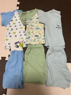 半袖　パジャマセット　90