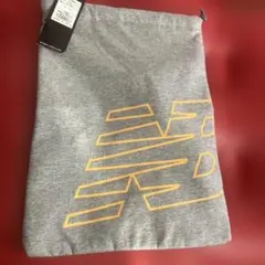 New Balance 巾着袋 グレー 蛍光オレンジ