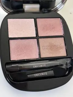 DECORTÉ SKIN SHADOW DESIGNING アイシャドウ