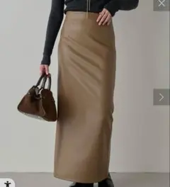 GALLARDAGALANTEフェイクレザースカート