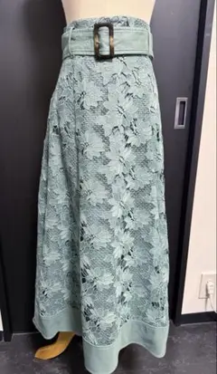 【美品】花柄レース　裾切り替え　スカートのサムネイル