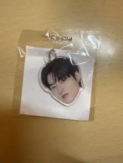 treasure ハルト カプセルトイ 顔アクキー