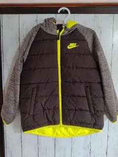 Nike フード付き中綿コート