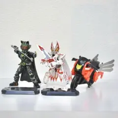 【日本未発売】ブロッキーズ blokees仮面ライダーギーツ 3個セットのサムネイル
