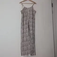 フロントジップキャミワンピース