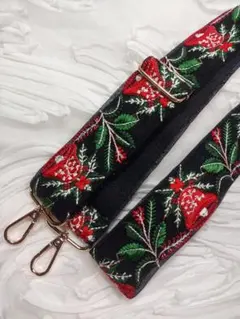 限定E-28インド刺繍リボン※ショルダーストラップ　スマホストラップ　送料込み