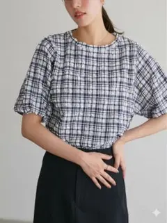 Pierrotチェック柄 半袖ブラウス パフスリーブのサムネイル