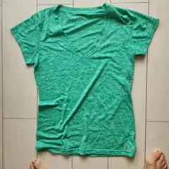 Under Armour Vネック 半袖 Tシャツ グリーンのサムネイル