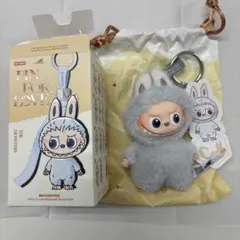 PIN FOR LOVE THE MONSTERS イニシャル 【C】