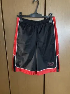 NIKE バスケットボールパンツ 黒/赤