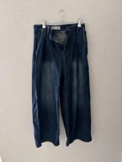ダークブルーワイドレッグデニム