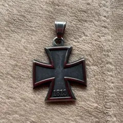 【訳あり】チタン鋼 アイアンクロス ペンダントトップのみ　チェーンなし　クロス