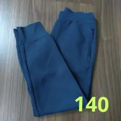 140 ユニクロ　ドライスウェットパンツ　ネイビー