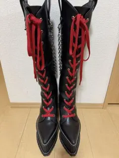 PAMEO POSE/Nina Bootsのサムネイル
