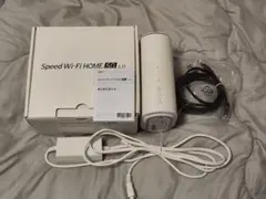 【中古】au Speed Wi-Fi HOME 5G L11 本体・付属品のサムネイル