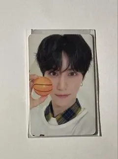 Item thumbnail for item b1a4d200-61f7-4b4c-bd80-0df3859f4d99