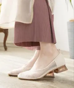 値下げOKmenueクリアヒールメッシュパンプス　アイポリーのサムネイル