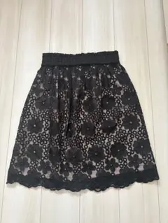 RUIRUE BOUTIQUE 膝丈スカート フラワー刺繍