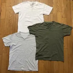 ユニクロ　Vネック半袖Tシャツ 3枚セット