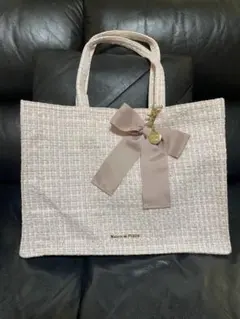 Maison de FLEUR リボンチャーム付きトートバッグ