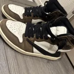 Travis Scott × Nike Air Jordan 1