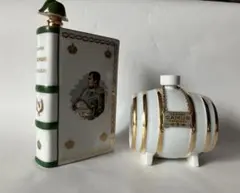 CAMUS NAPOLEON ブック型と樽型 陶器製空瓶ボトル2点