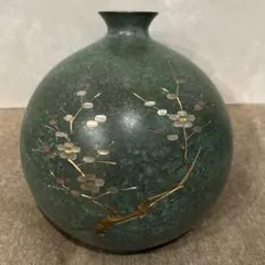 値下げ 壺屋焼 古作 金城敏男作 海老魚紋彫 花器 希小品 金城次郎長男
