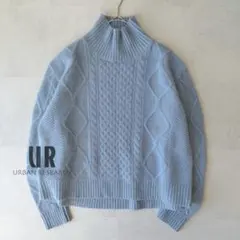 フォックスニット アーバンリサーチ ケーブル編みクロップドタートルニット ブルー