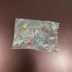 サンリオ　ガチャガチャ　なかよしドロップチャーム　ハローキティ&ハローミミィ