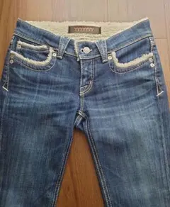 Item thumbnail for item faea36da-f370-4244-833e-bbe7d714ebe5