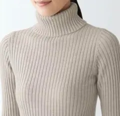 陽*こ様 無印良品 首のチクチクを抑えた太リブタートルネック洗えるセーター オー