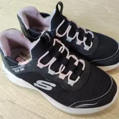 SKECHERS SLIP-INS ブラック/ピンク