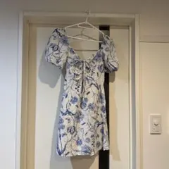 H&M フラワープリント パフスリーブ ミニワンピース