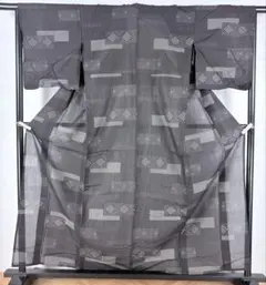 Item thumbnail for item 26b6d943-d8c0-43c6-b38b-3a73e382d226