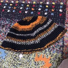 ハンドメイドクロシェハットバケットハット 黒 オレンジ