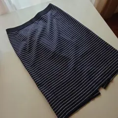 UNIQLO　ボーダーストレッチタイトスカート　　紺/白　L