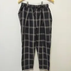 チェック柄カジュアルパンツ