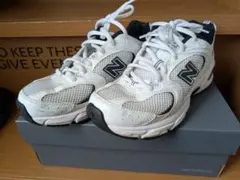 New Balance MR530EWB ホワイトブラック 23.5cm