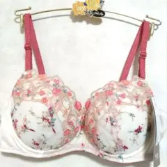 Item thumbnail for item 609f9875-d1a7-4cf3-8479-d8d52781de87