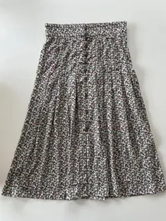 H&M フラワープリント フレアスカート