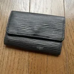 Louis Vuitton エピライン 黒 レザー キーケース