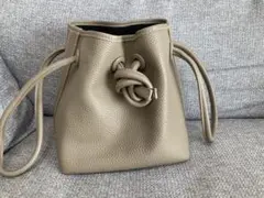 VASIC ボンド　ミニ 巾着型ハンドバッグ