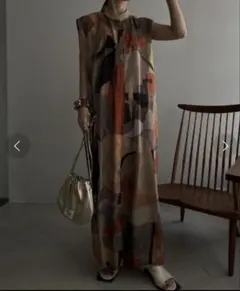 MEDI MURAL TRANSFORM DRESS